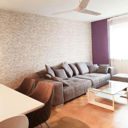 Penthouse "Marc Aurel" - Greatview, Wifi & Netflix Apartment Schweinfurt Exterior foto