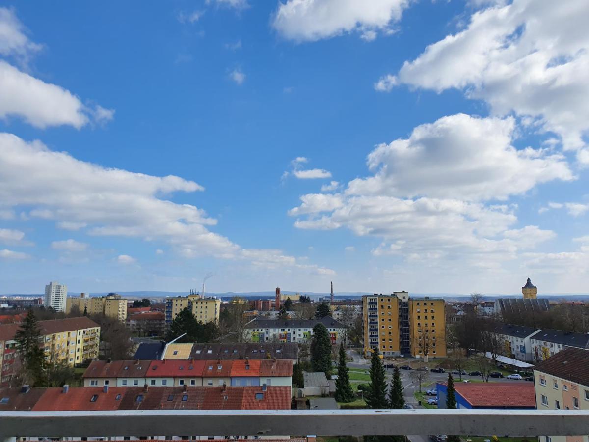 Penthouse "Marc Aurel" - Greatview, Wifi & Netflix Apartment Schweinfurt Exterior foto